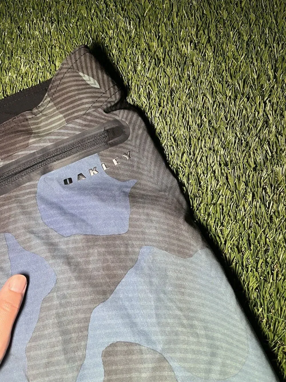 Oakley Board Shorts Camouflage Blue Gray Black Men's 32